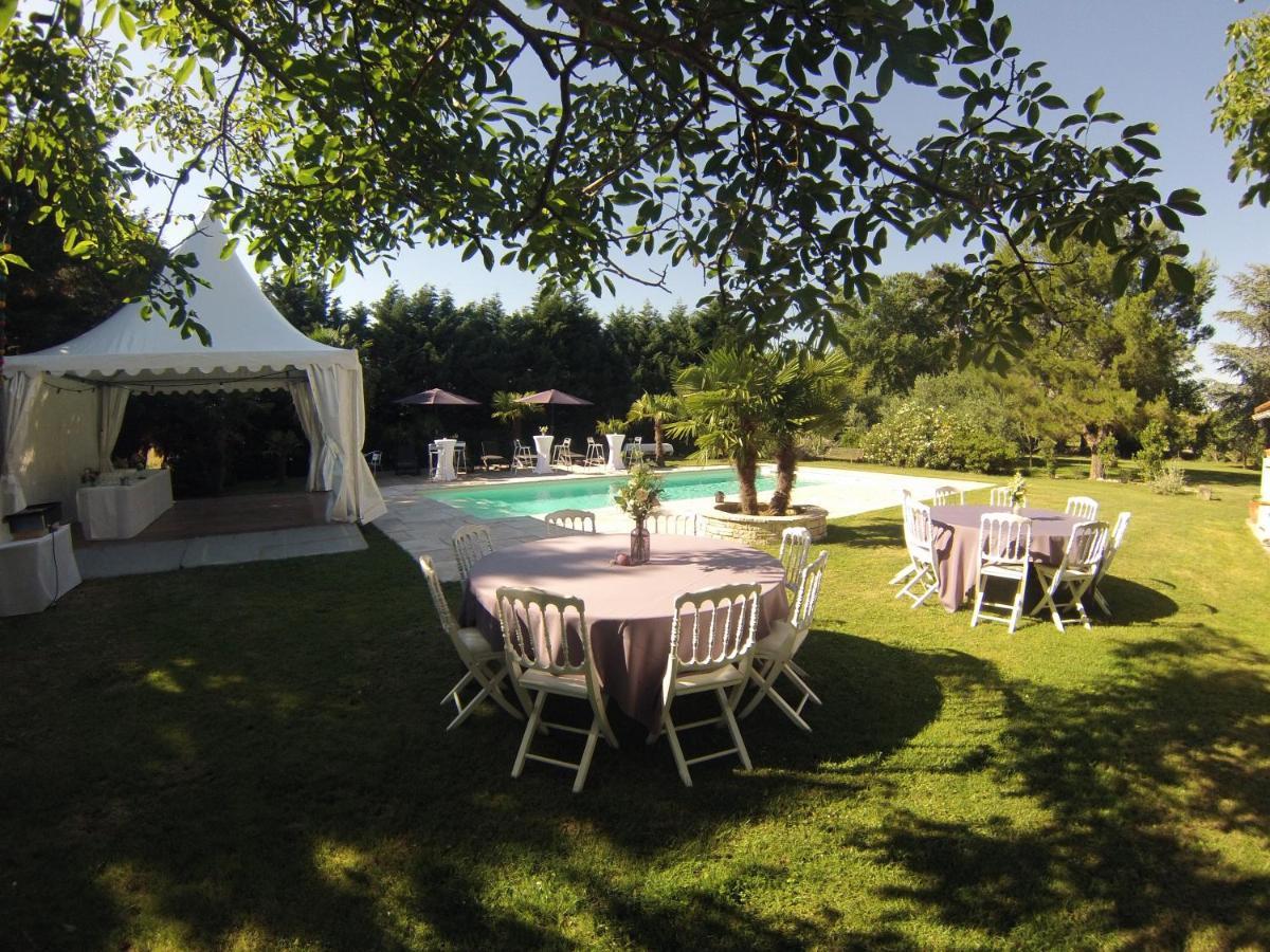 La Bastide De Negra Bed & Breakfast Montesquieu-Lauragais Exterior photo